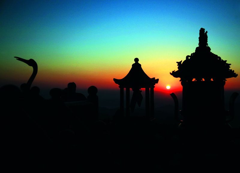 Wudang Mountain Golden Summit-5