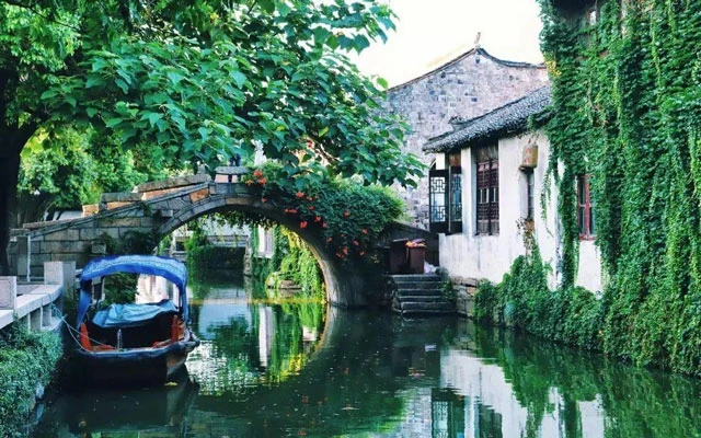 Lost In Time In Suzhou, China: CITY OF GARDENS AND CANALS-6