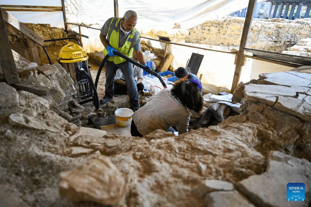 In pics: historical relics excavated from site near Haydarpasa Train Station in Türkiye-4