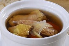 Spring Festival New Year's Eve Dinner: Young Pigeon and Goji Berry Soup-2