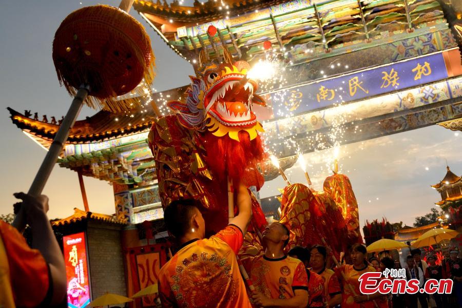 Torch festival celebrated in SW China-1