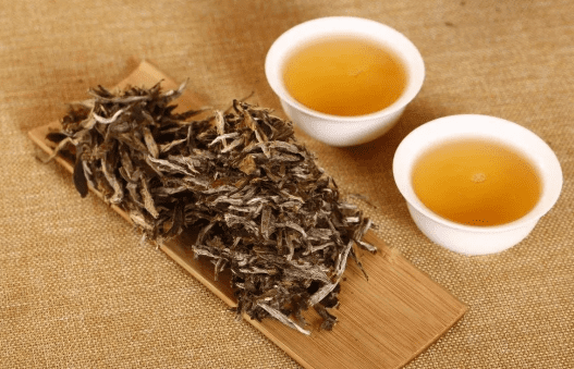 The Great Revelation of White Tea: Debunking the Myth of Red-Infused Aged White Tea-5