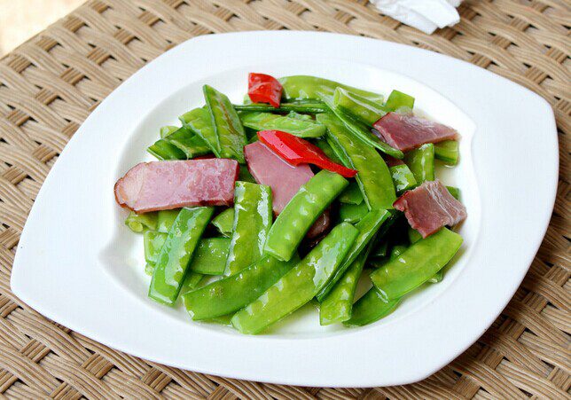 Snow Pea Stir-Fry with Meat-1