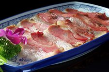 How to Make Delicious Cantonese-style Bacon-4