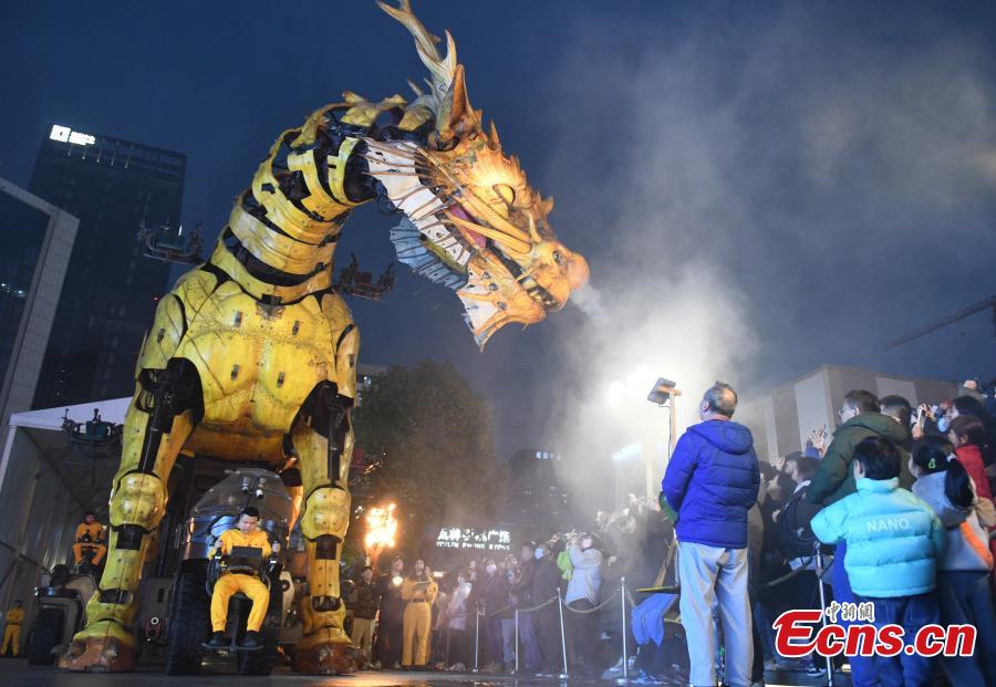 Giant dragon horse installation wows visitors in Zhejiang-3