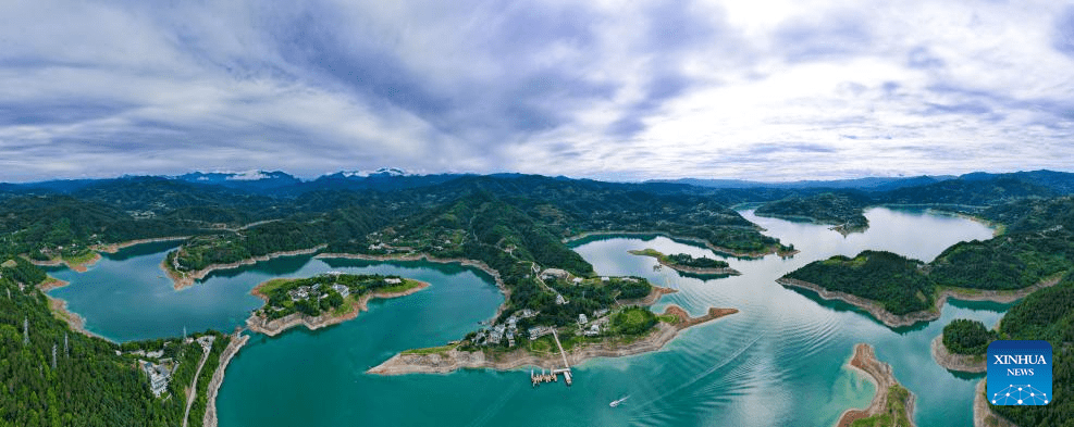 Scenery of Yinghu Lake scenic spot in Ankang, NW China-6