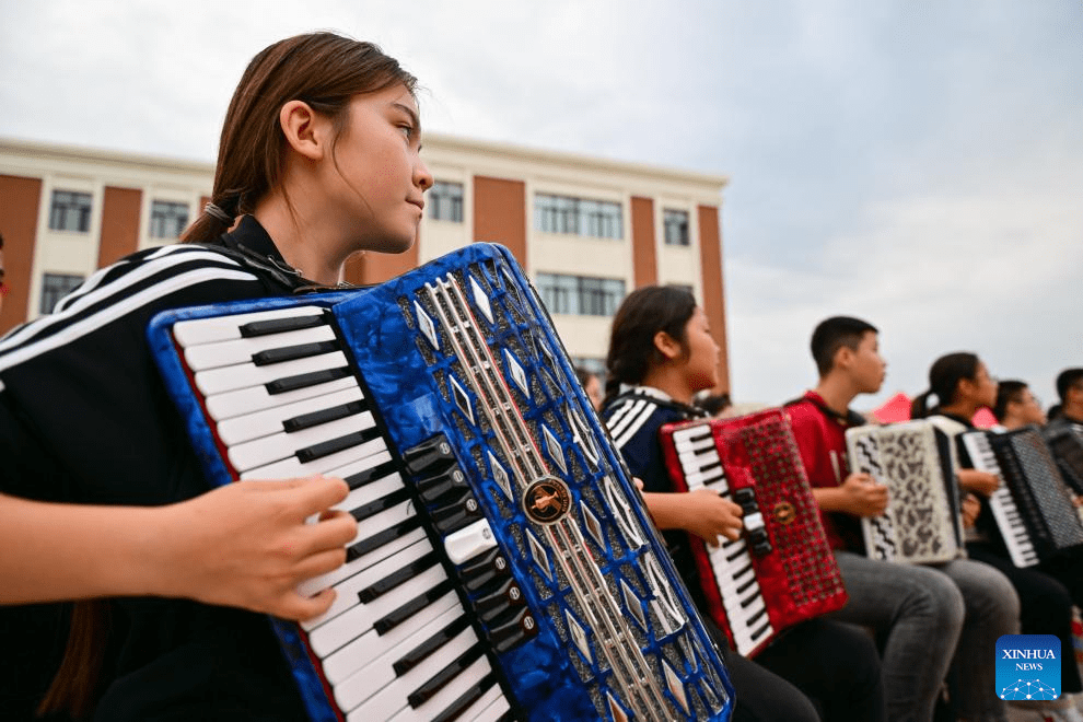 Tacheng City promotes accordion culture, tourism in NW China's Xinjiang-13