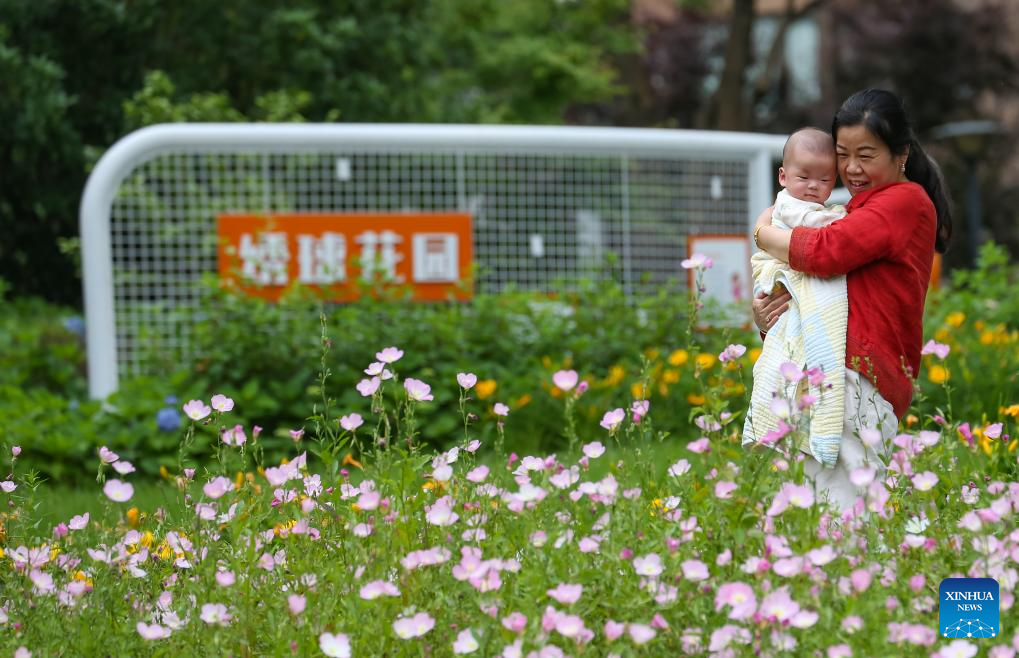 Scenic belt along river offers local people leisure space in E China-5