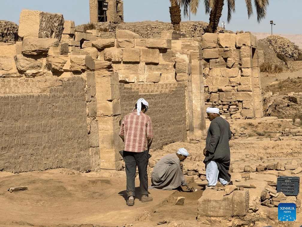 Ancient temple excavation gains progress by joint Egyptian-Chinese archaeological mission-17