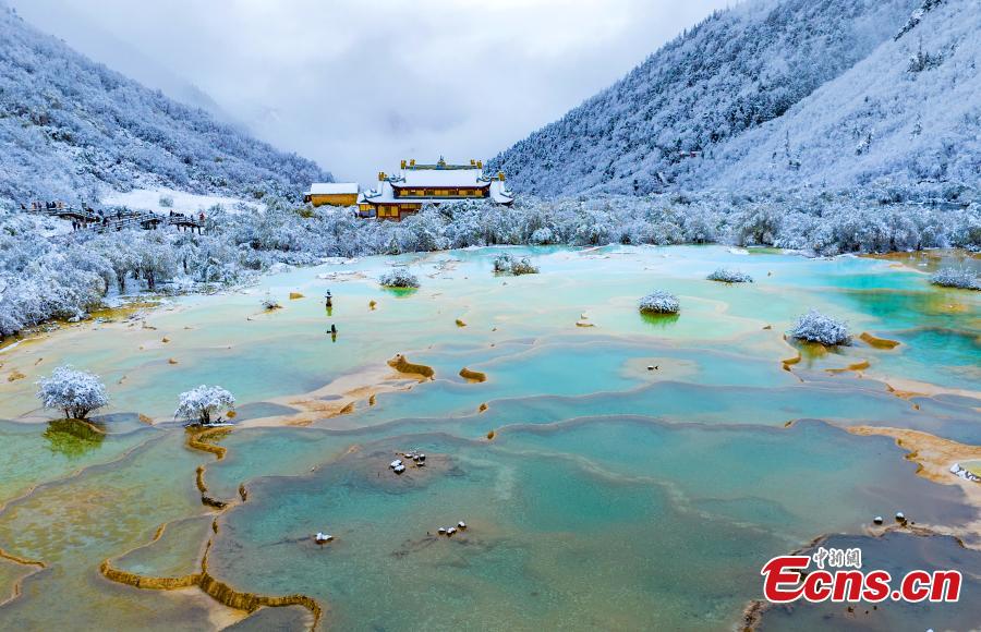 Enchanting winter scenery in Sichuan-4