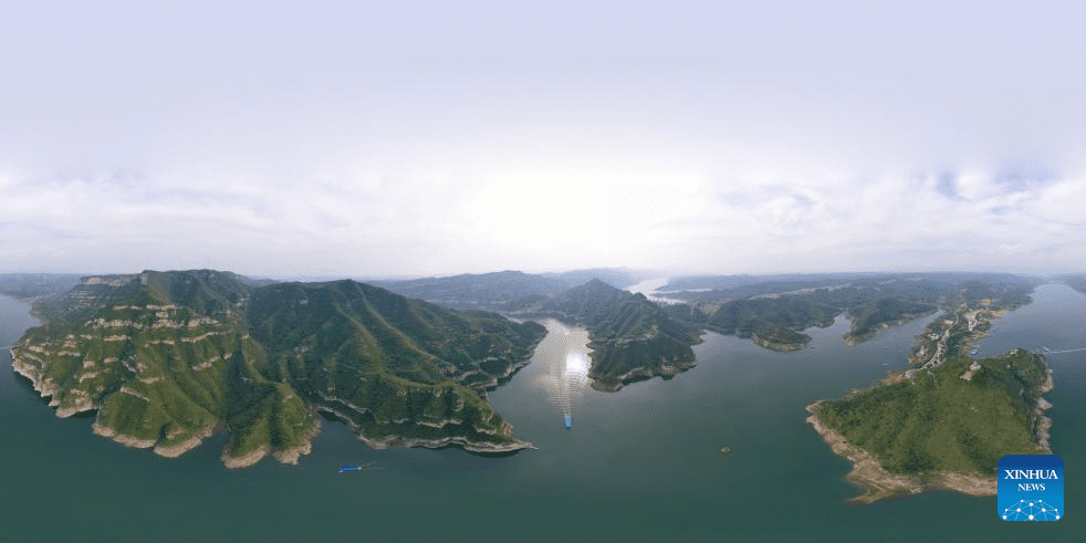 Scenery of canyon on Yellow River in Henan-7