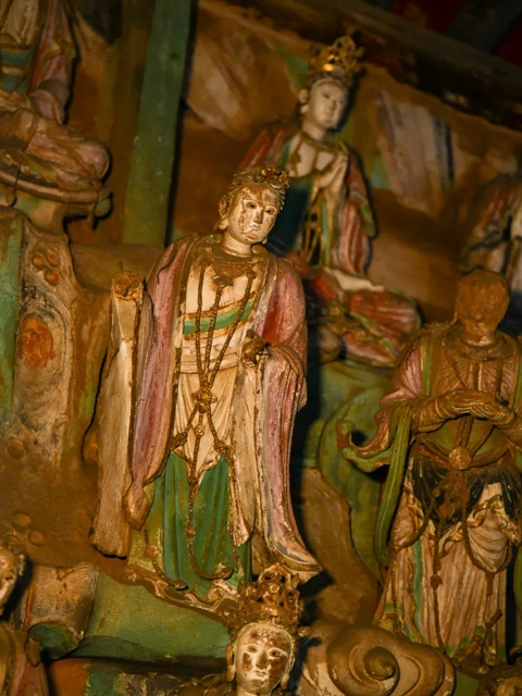 Ancient Hanging Sculptures in China: A Journey Through Artistic Heritage and Notable Sites-21