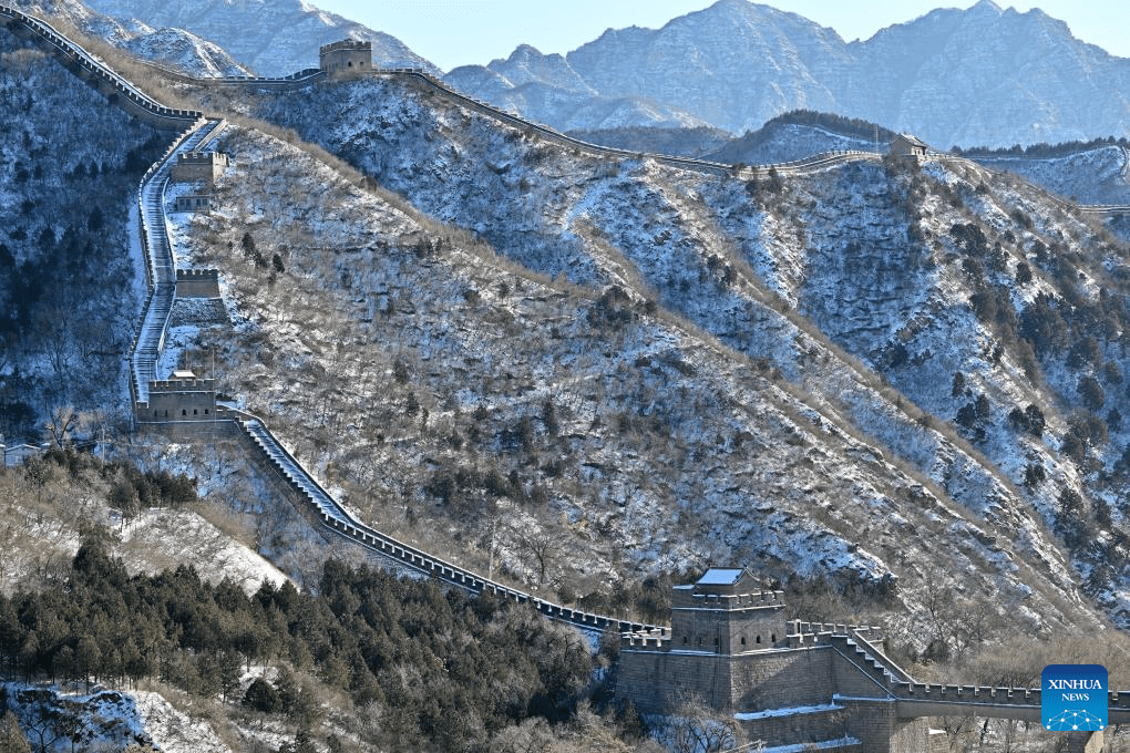 Snow scenery at Juyongguan section of Great Wall in Beijing-1