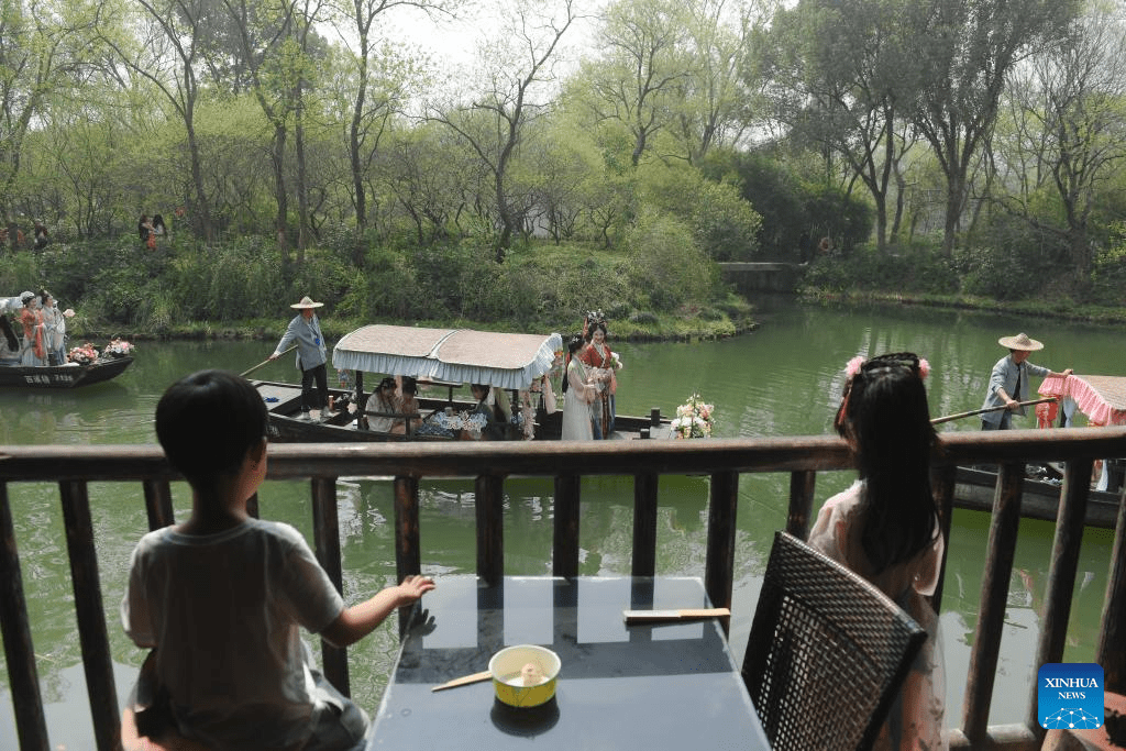 Activities held to celebrate Huazhao Festival in Hangzhou, E China-2