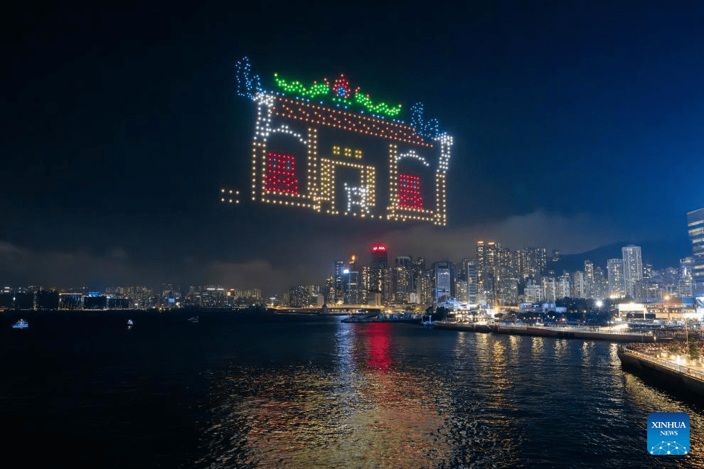 Drone light show featuring traditional Chinese culture staged in Hong Kong-2