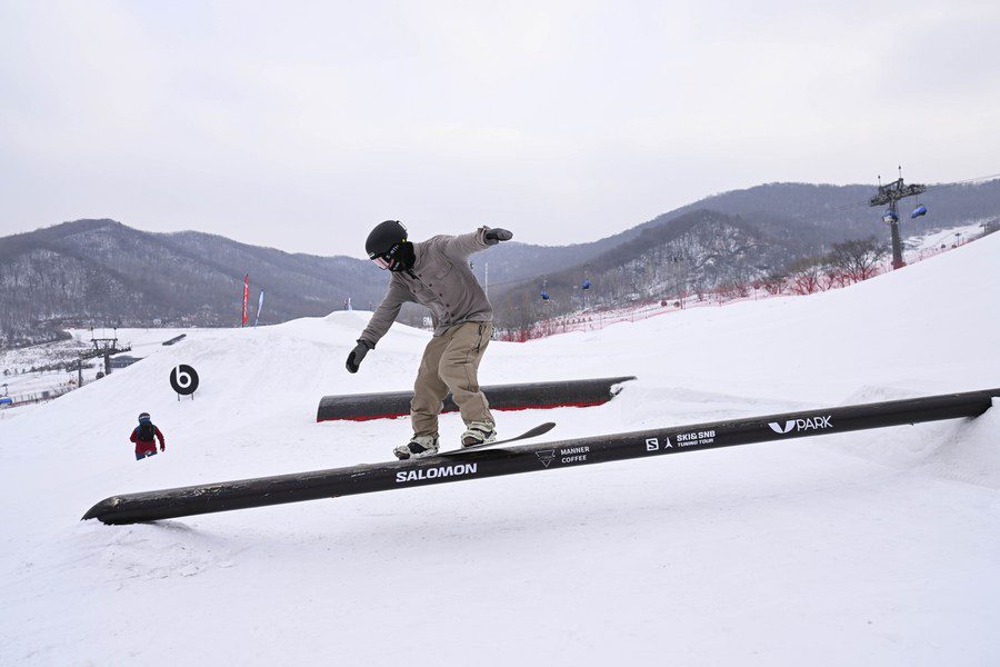 China's winter beauty impresses Maltese people-4