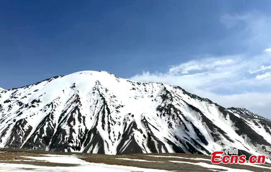 Magnificent scenery of Gangshika snow peak in Qinghai-2