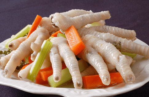 Here is the translation of your content about homemade methods for making Pickled Chicken Feet: