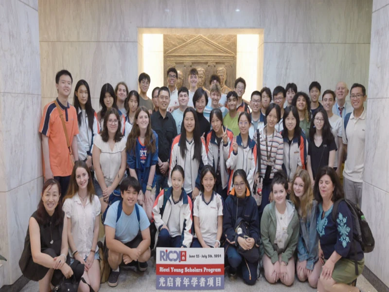 Embracing Oriental Aesthetics: Chinese and American Youths Explore Nanjing-1