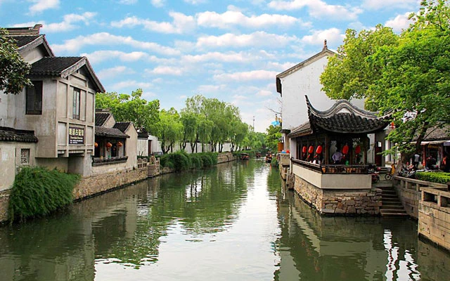 Lost In Time In Suzhou, China: CITY OF GARDENS AND CANALS-7