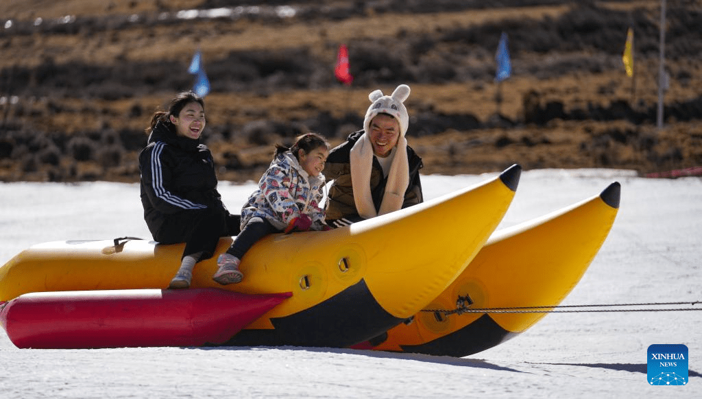 First ski resort in SW China's Xizang opens-5