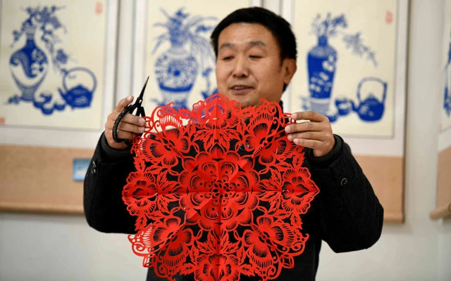 Chinese Paper Cutting: A Traditional Popular Art-13