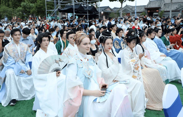 Top 10 Hanfu Cities in China-20