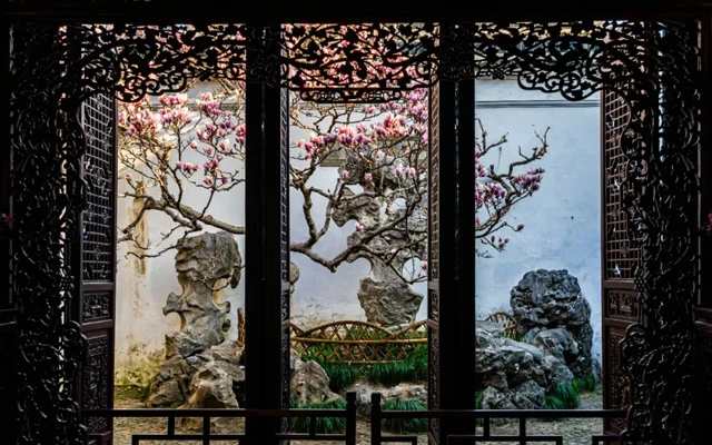 Suzhou Gardens: The Art and Soul of Chinese Classical Gardens-7