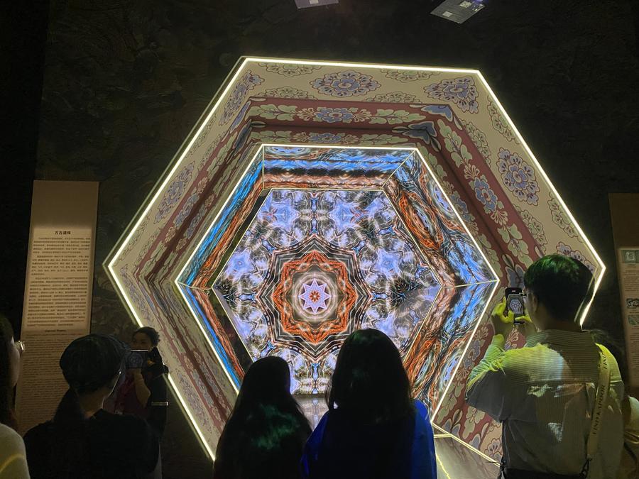 AI, digital technologies inject new impetus to cultural tourism boom-1