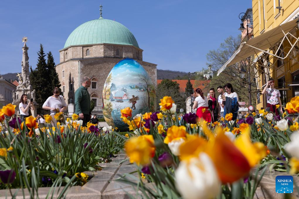 Two-meter tall Easter egg decoration seen in Hungary-3