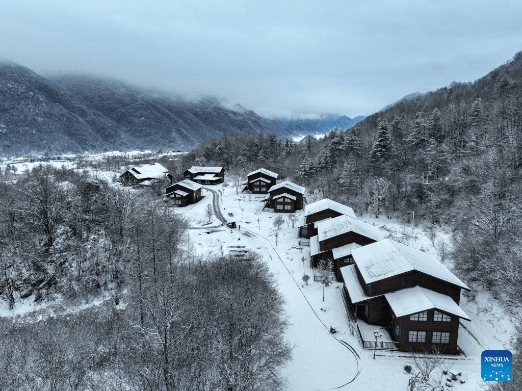 Snow scenery of Wuxi County, SW China-8