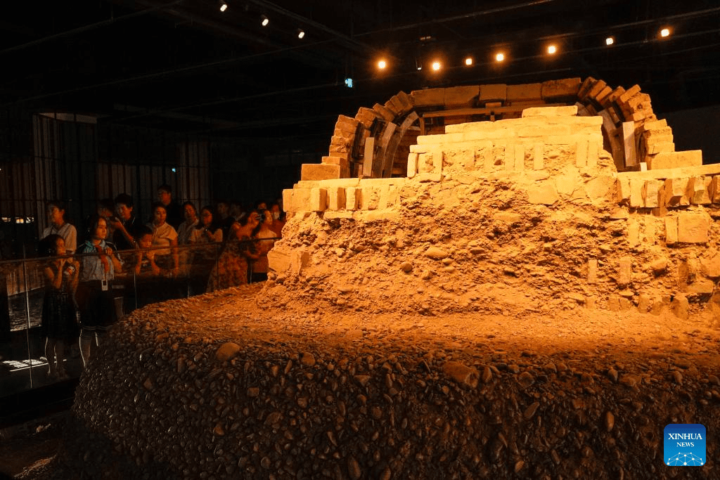 Ancient Silk Road underground tombs museum opens in Xinjiang-12