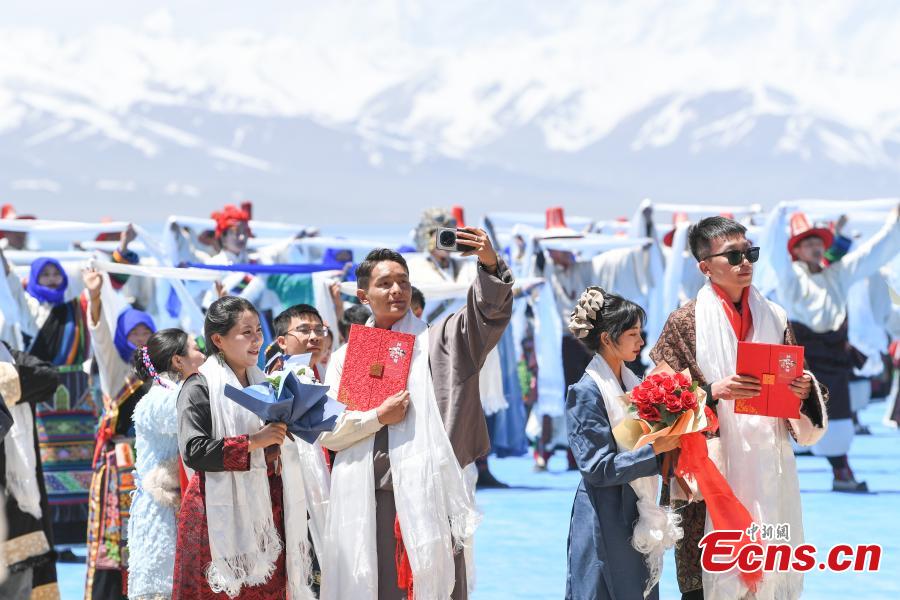 Lake Namtso welcomes tourism season in Xizang-1