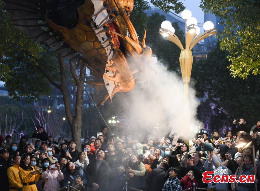 Giant dragon horse installation wows visitors in Zhejiang-4