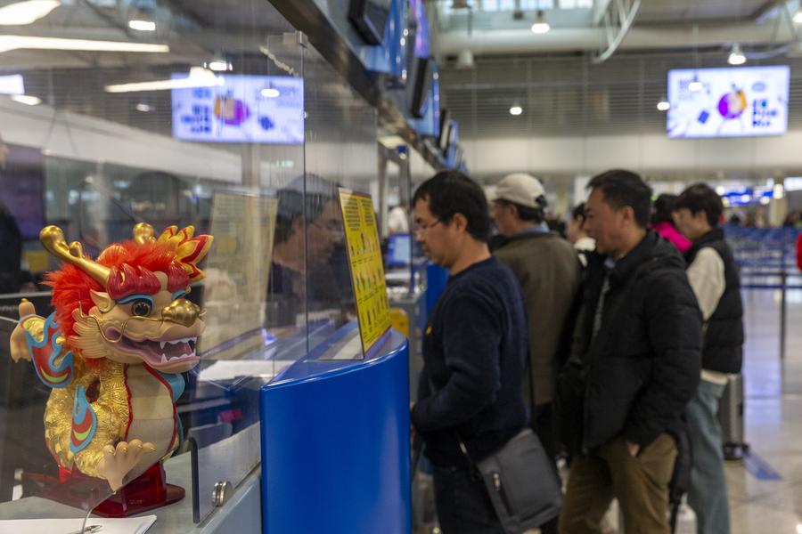 Lunar New Year traveler surge boosts China-Europe tourism revival-1