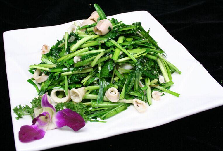 Sea Snail Stir-Fried with Leeks-1