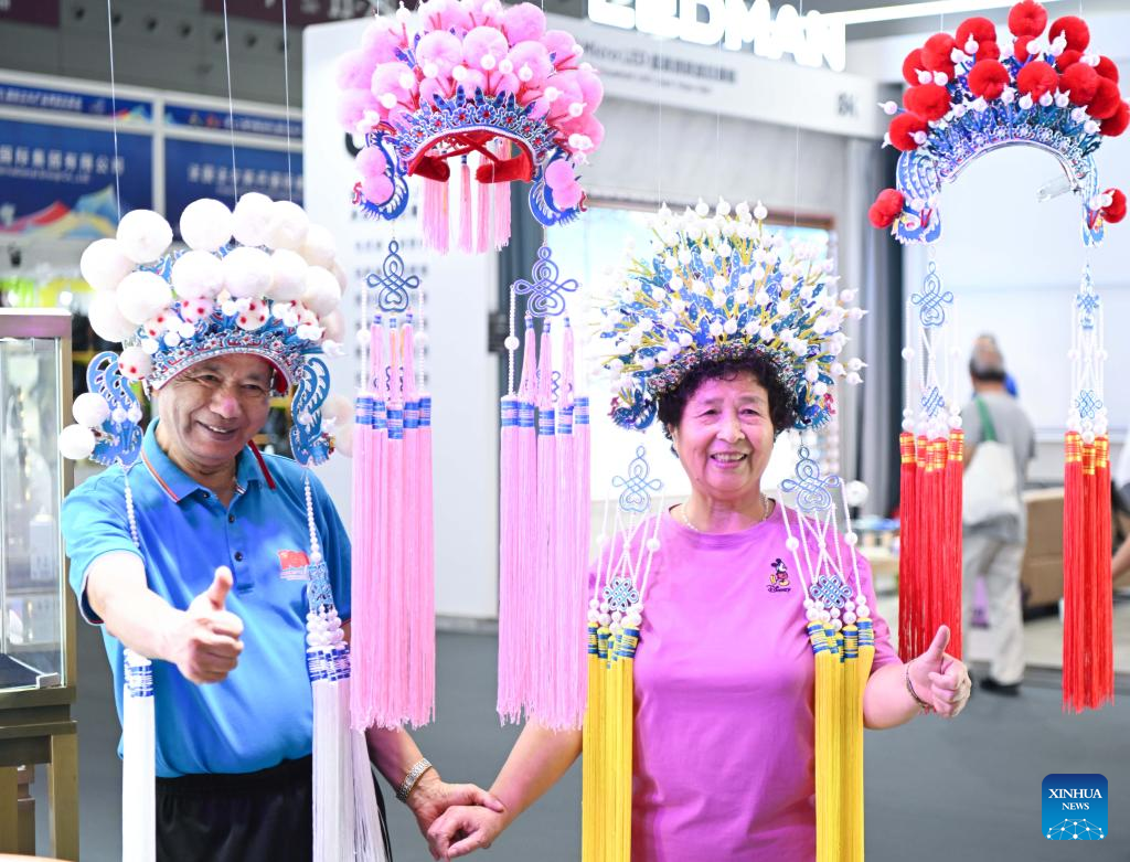 Int'l cultural industries fair opens in south China metropolis-9