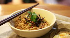 How to Make Scallion Oil Noodles-3