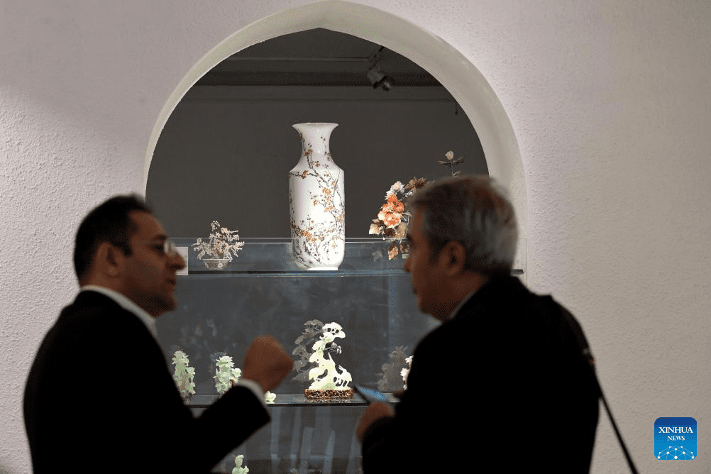 Chinese artworks displayed at Saad Abad Museum Complex in Tehran-4