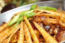 How to Make Bamboo Shoots Stir-Fried with Meat-3