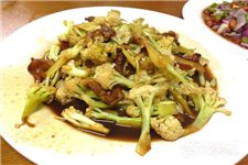 Cauliflower Stir-Fried with Pork-2