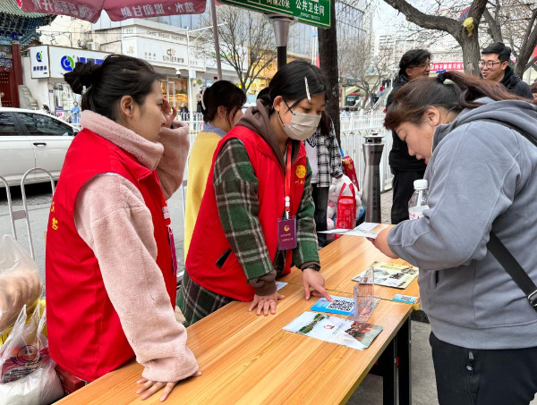 NW China's Tianshui sizzles with visitors flocking to taste local malatang-4