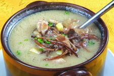 Mushroom and Chicken Soup with Tea Tree Mushrooms-5