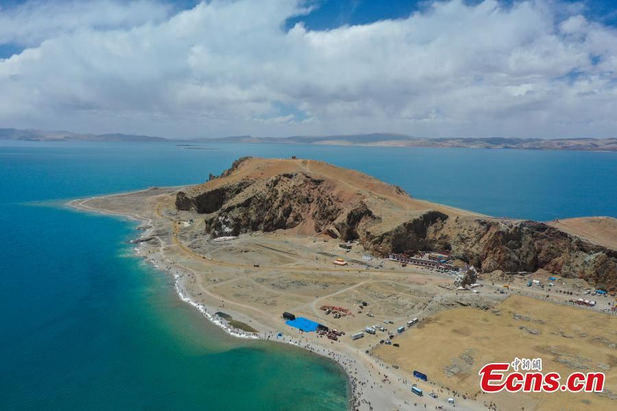 Lake Namtso welcomes tourism season in Xizang-5