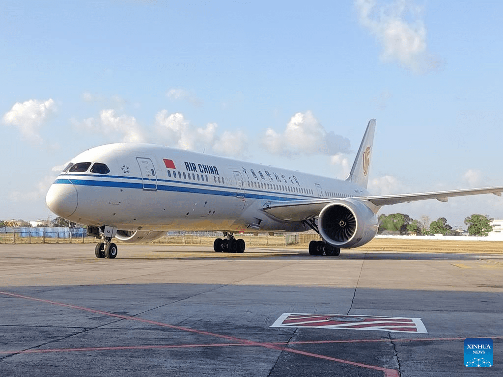 1st Beijing-Madrid-Havana flight arrives in Cuba-1