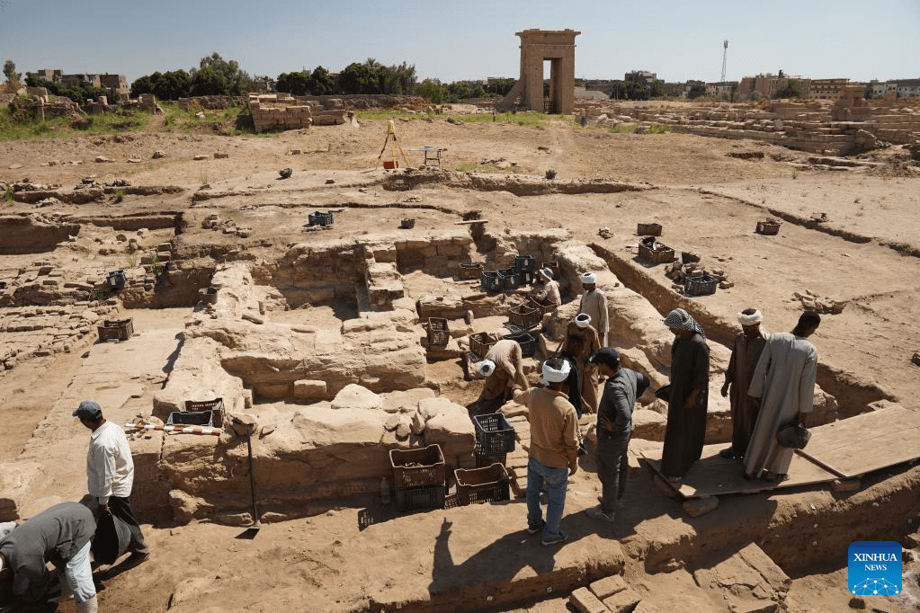 Ancient temple excavation gains progress by joint Egyptian-Chinese archaeological mission-3