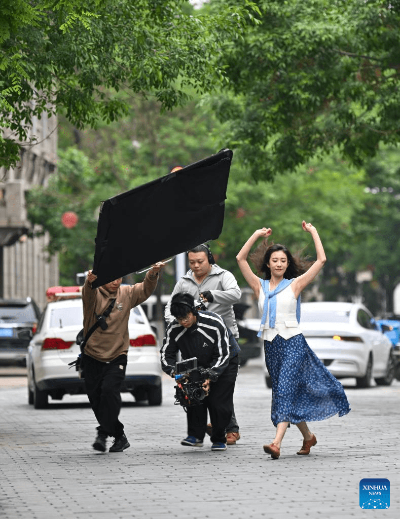 Jiefang North Road attracts visitors with Western-Style architecture and relics in Tianjin-10