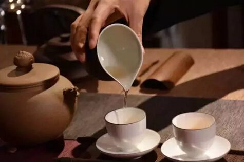 Tea Drinking Reveals Your Personality: Are You Being Described?-4