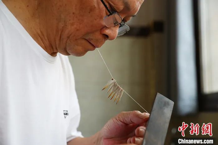 Small town in E China cultivates thriving calligraphy brush industry-9