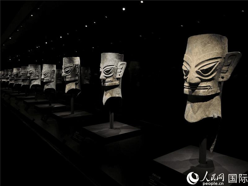 Foreign visitors left in awe at Sanxingdui Museum-2